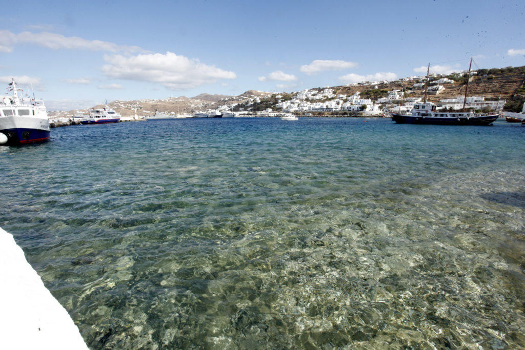 Καιρός: Για καλοκαιρινές διακοπές – Μίνι καύσωνας – Ισχυροί άνεμοι