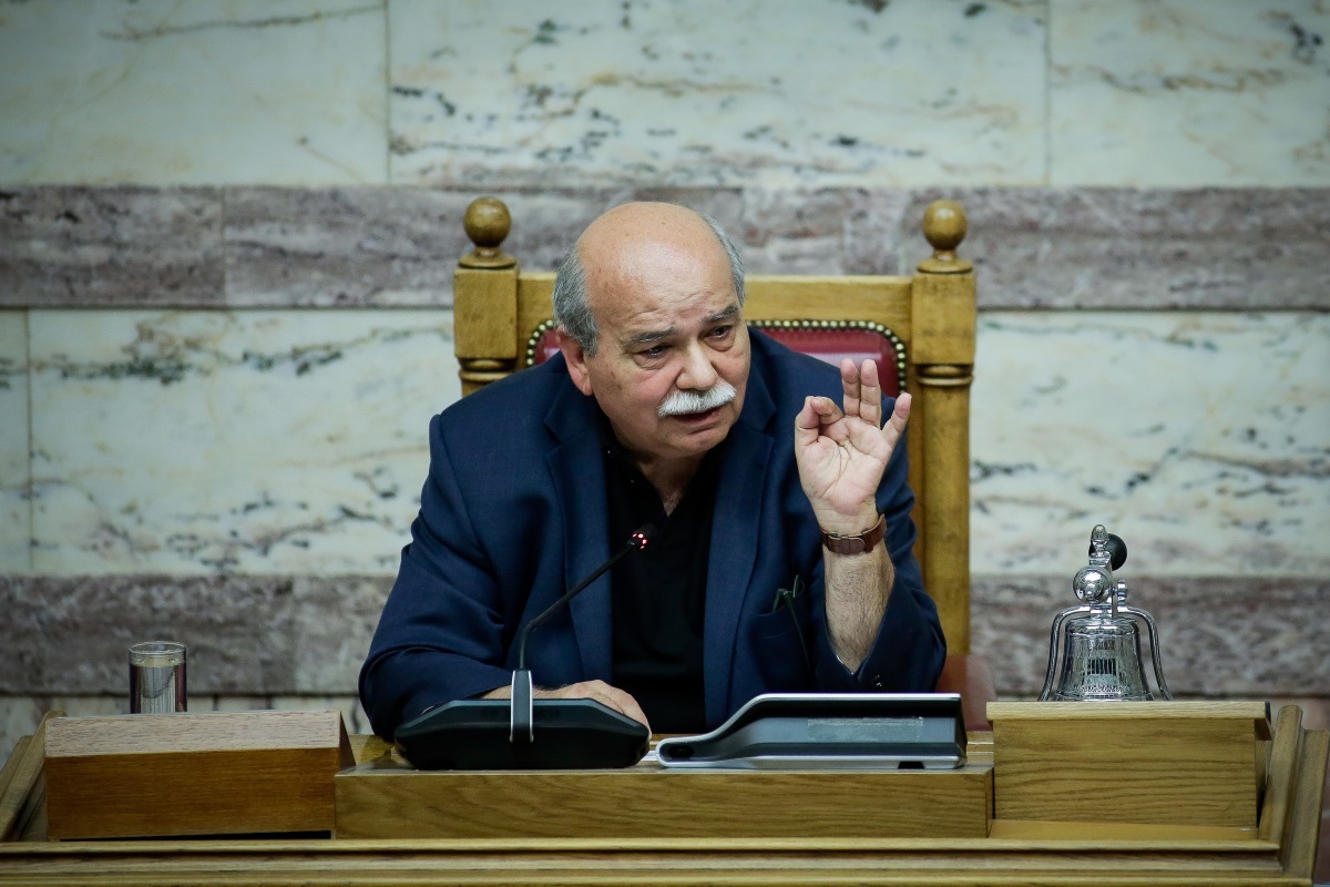 Βούτσης: Σημαντική η δουλειά του ΕΣΡ στο “άναρχο” ραδιοτηλεοπτικό τοπίο