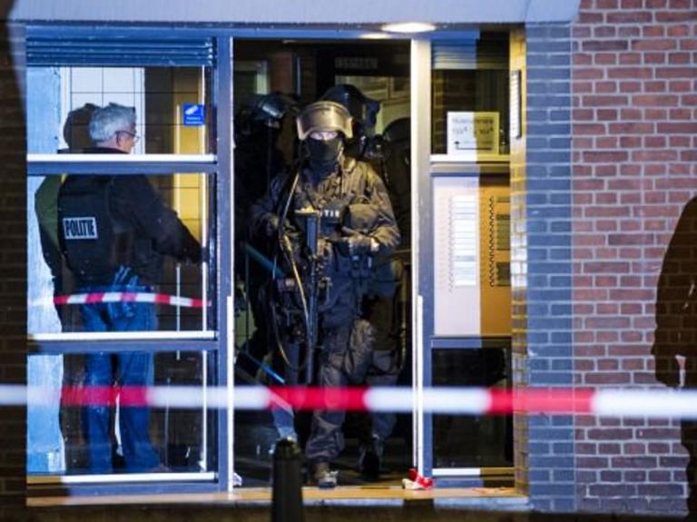 Τρομοκρατική επίθεση με παγιδευμένα αυτοκίνητα πρόλαβαν στο παρά 1′ οι ολλανδικές αρχές