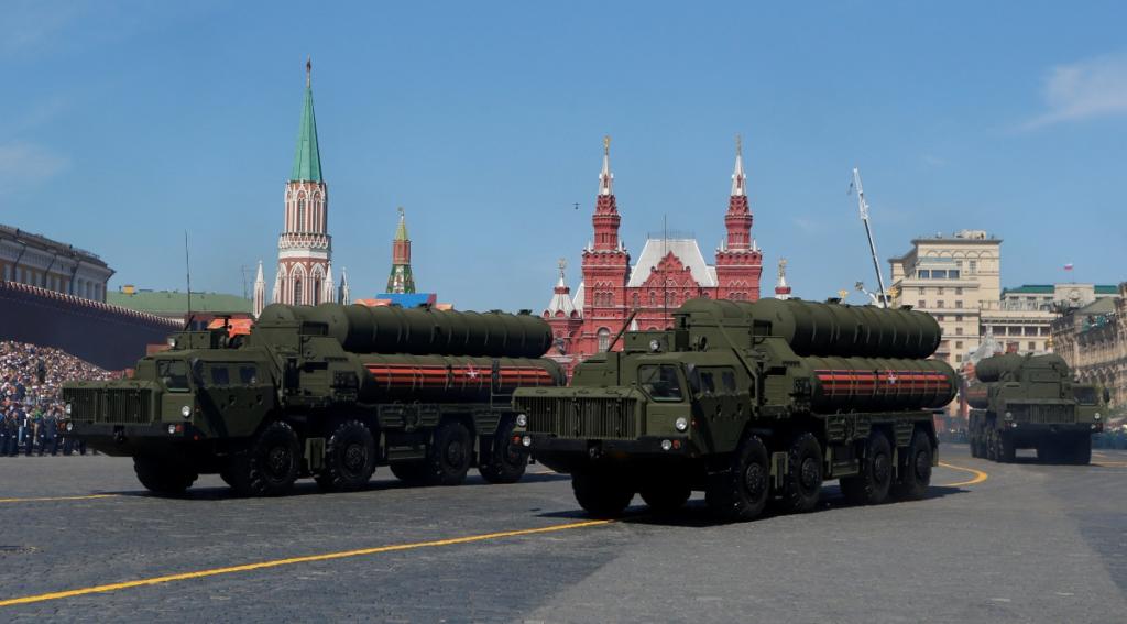 Πόλεμος ΗΠΑ – Ρωσίας για το παγκόσμιο εμπόριο όπλων!