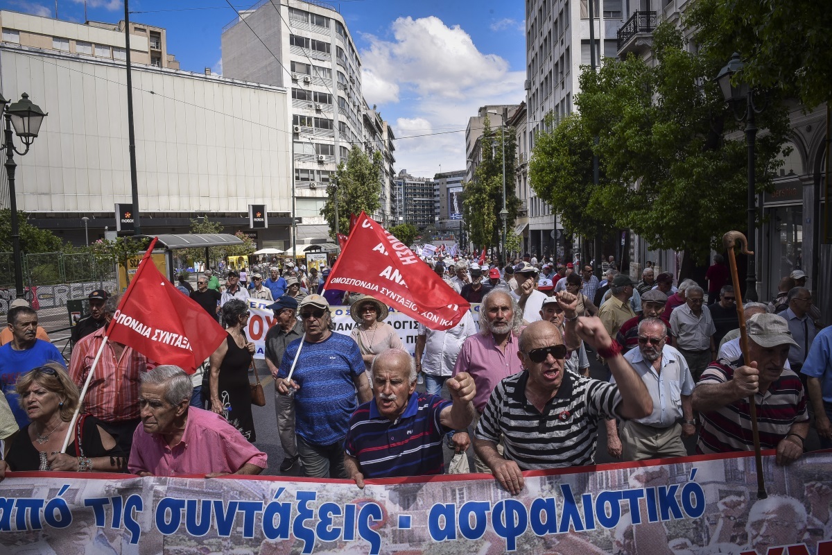 Όλη η αλήθεια για τις συντάξεις – ο νόμος Κατρούγκαλου εφαρμόζεται εδώ και 2,5 χρόνια