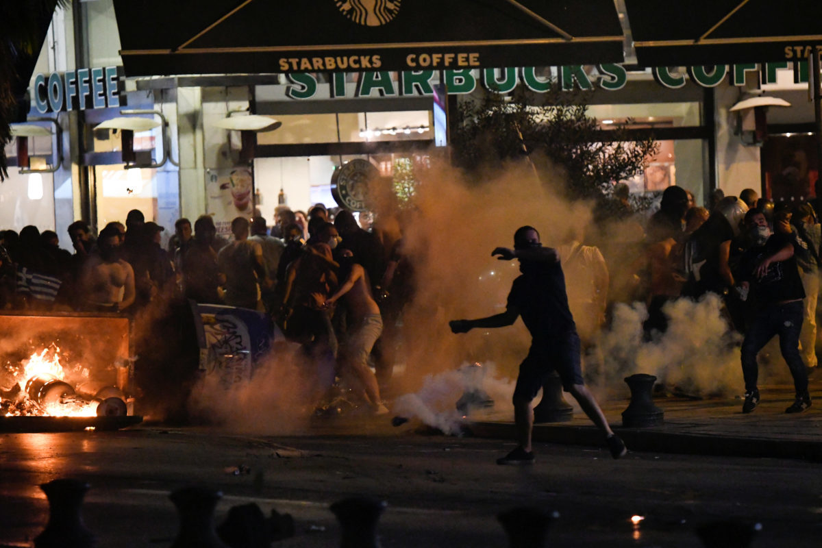 Άγνωστος έβγαλε όπλο σε φωτορεπόρτερ στη Θεσσαλονίκη!