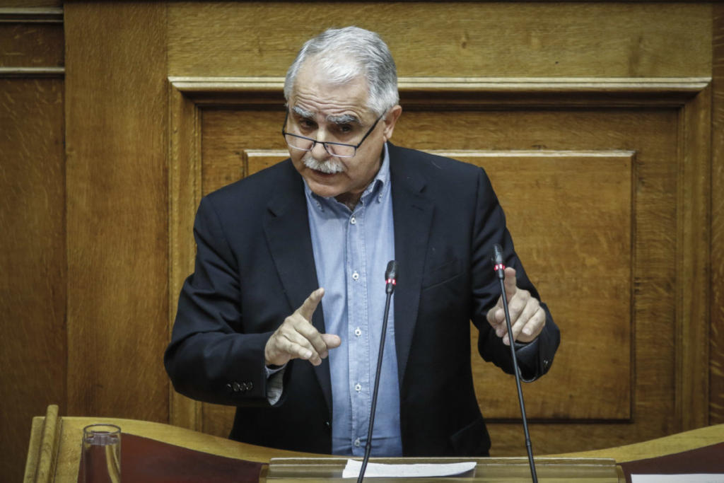 Μπαλάφας: Να αναλάβουν όλοι τις ευθύνες τους για το προσφυγικό