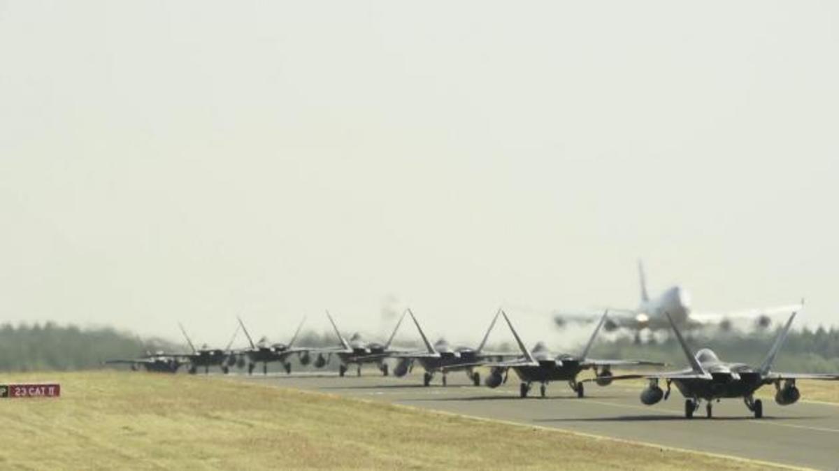 Συναγερμός σε στρατιωτικές βάσεις των ΗΠΑ για τον τυφώνα Florence!