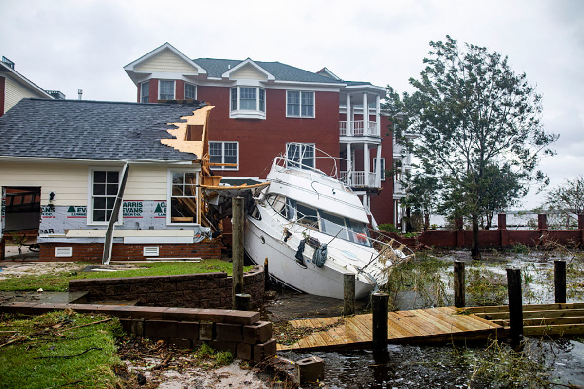 Ο Φλόρενς εξασθενεί αλλά απειλεί! Περιμένουν “πρωτόγνωρες” βροχοπτώσεις – video
