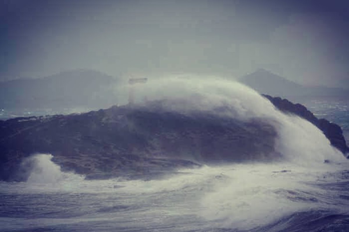 Ποιος Έλληνας ηθοποιός είναι αποκλεισμένος στην Νάξο! Φωτογραφία