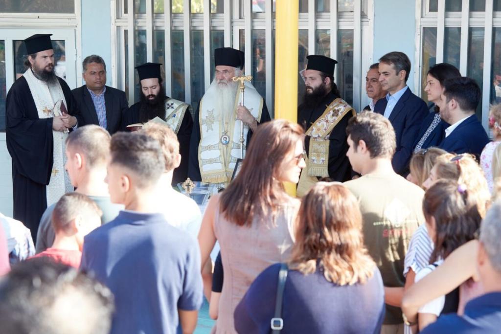 Μητσοτάκης: Προτεραιότητα οι προσλήψεις εκπαιδευτικών