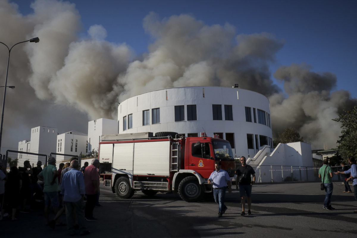 Κρήτη: Έσβησε η φωτιά! Ξεκίνησε η καταγραφή των ζημιών – Όλοι οι φοιτητές είναι καλά! videos