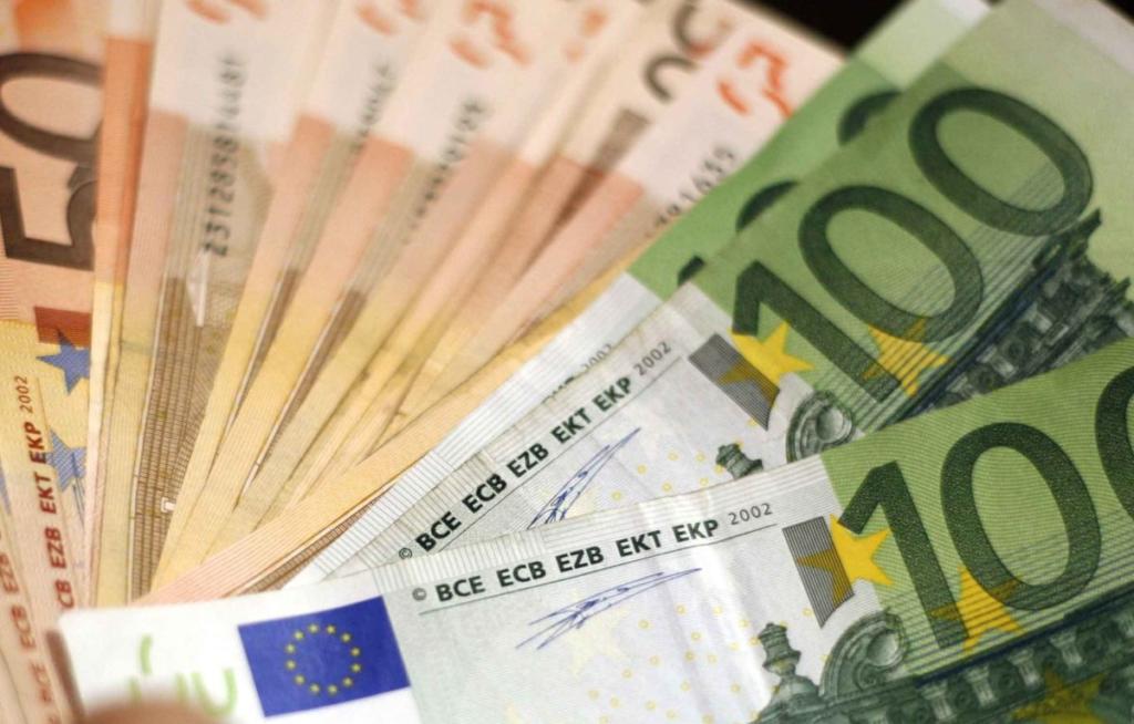 Κρήτη: Βούτηξε από το ταμείο 32.000 ευρώ!