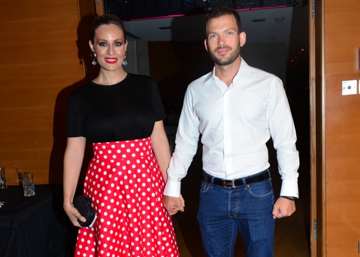 Ελεονώρα Μελέτη: Party έκπληξη για τα γενέθλιά της από τον Θοδωρή Μαροσούλη! [pics,vid]