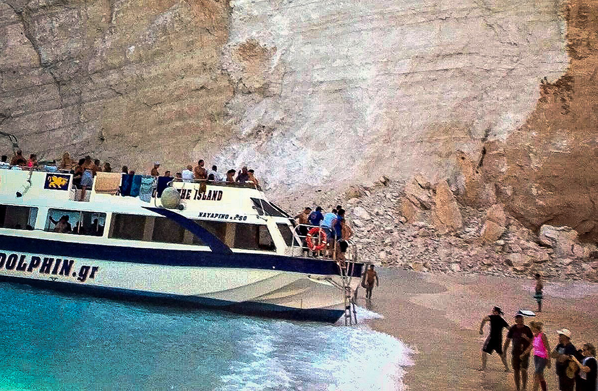 Κλειστό το Ναυάγιο στη Ζάκυνθο μετά την κατολίσθηση! Μαρτυρίες για τις στιγμές του τρόμου