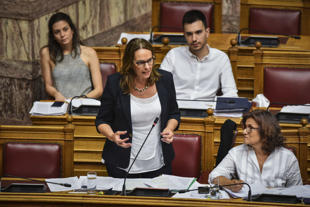 Παπανάτσιου: Δεν υπάρχει κανένα θέμα μεταβίβασης αρχαιολογικών χώρων και μνημείων στην Εταιρεία Ακινήτων του Δημοσίου