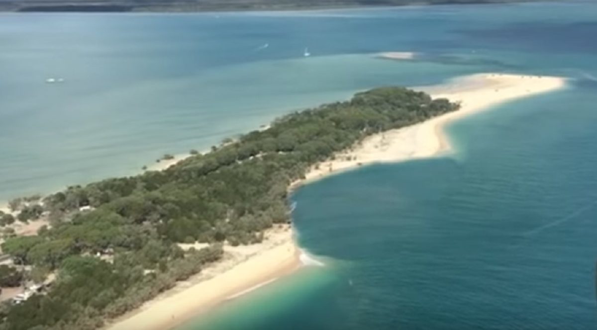 Αυστραλία: Τεράστια τρύπα κατάπιε παραλία στο Κουίνσλαντ – βίντεο