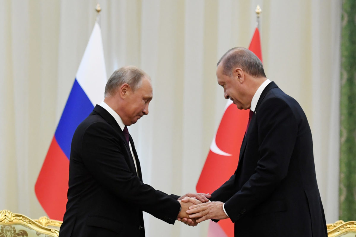 “Σύννεφα” ανάμεσα σε Πούτιν και Ερντογάν για… χάρη της Συρίας