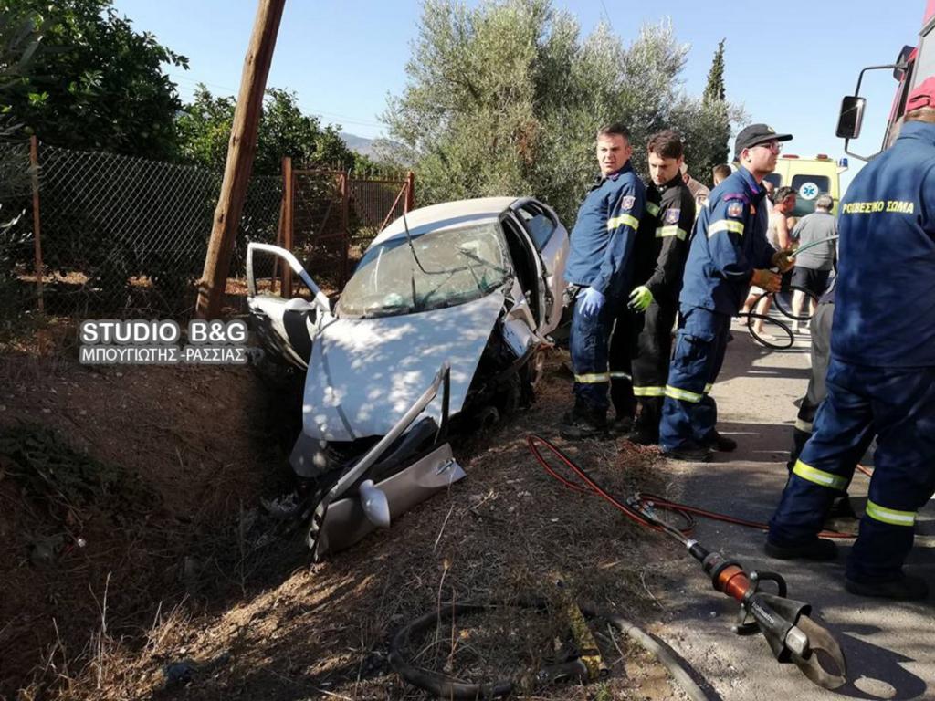 Δύο νεαροί τραυματίες σε τροχαίο στο Άργος – video