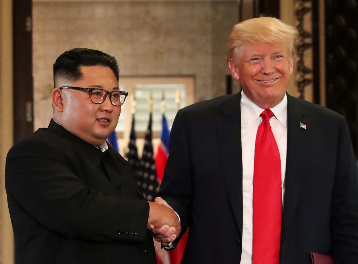Ο Ντόναλντ Τραμπ νιώθει ενθουσιασμένος στην… τοποθεσία “Βόρεια Κορέα”