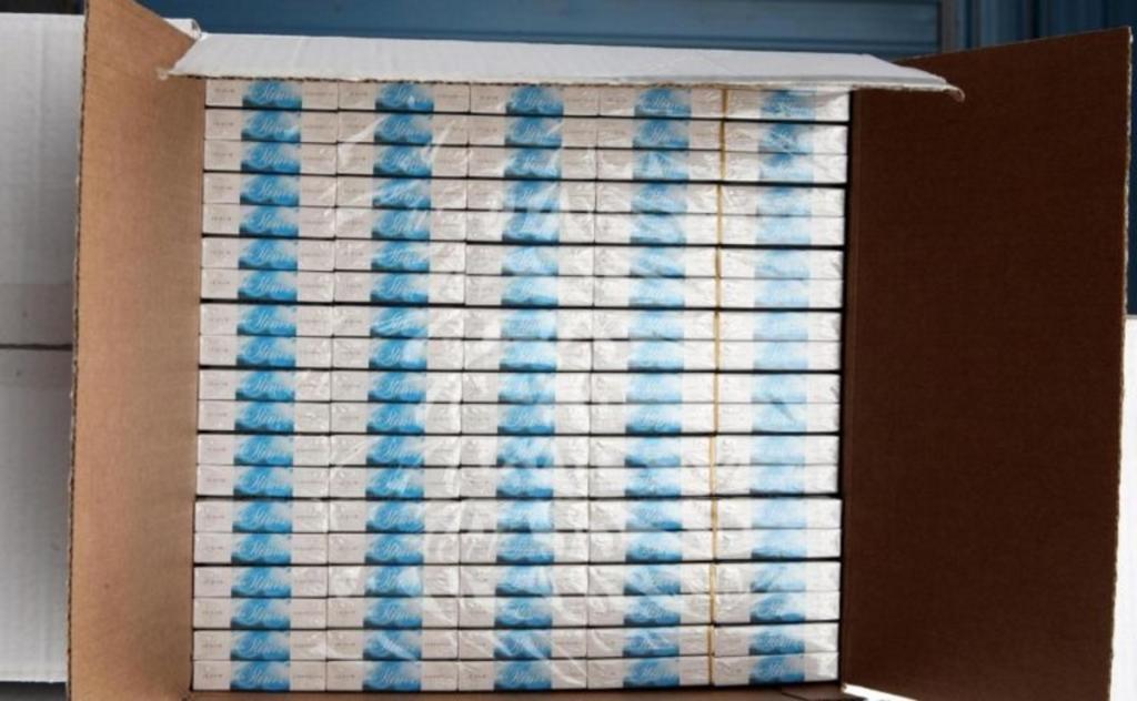 Χανιά: Τους έπιασαν με χιλιάδες πακέτα λαθραίων τσιγάρων