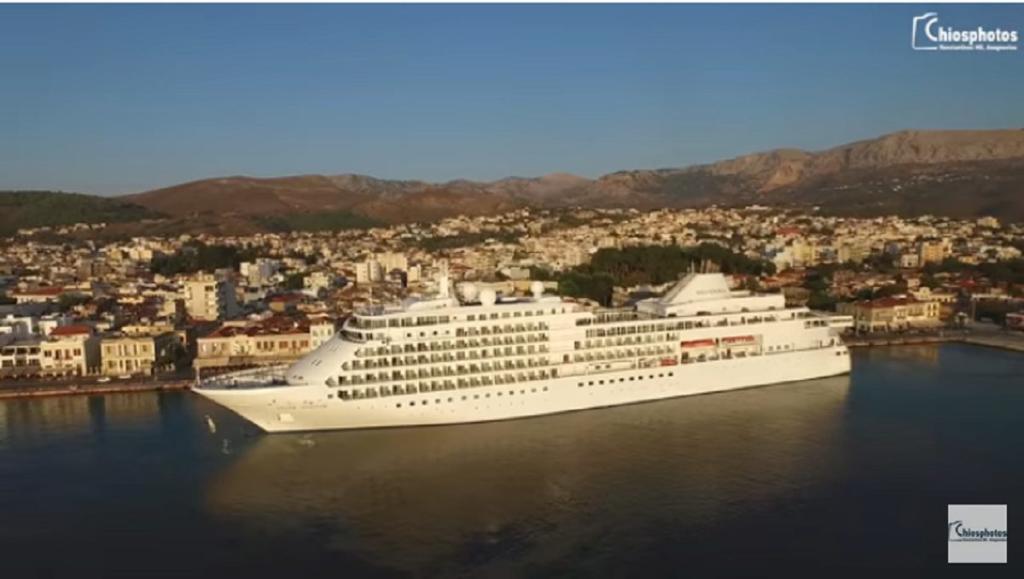 Silver Whisper: Ένα πλωτό «παλάτι» στο λιμάνι της Χίου – Εντυπωσιακό video
