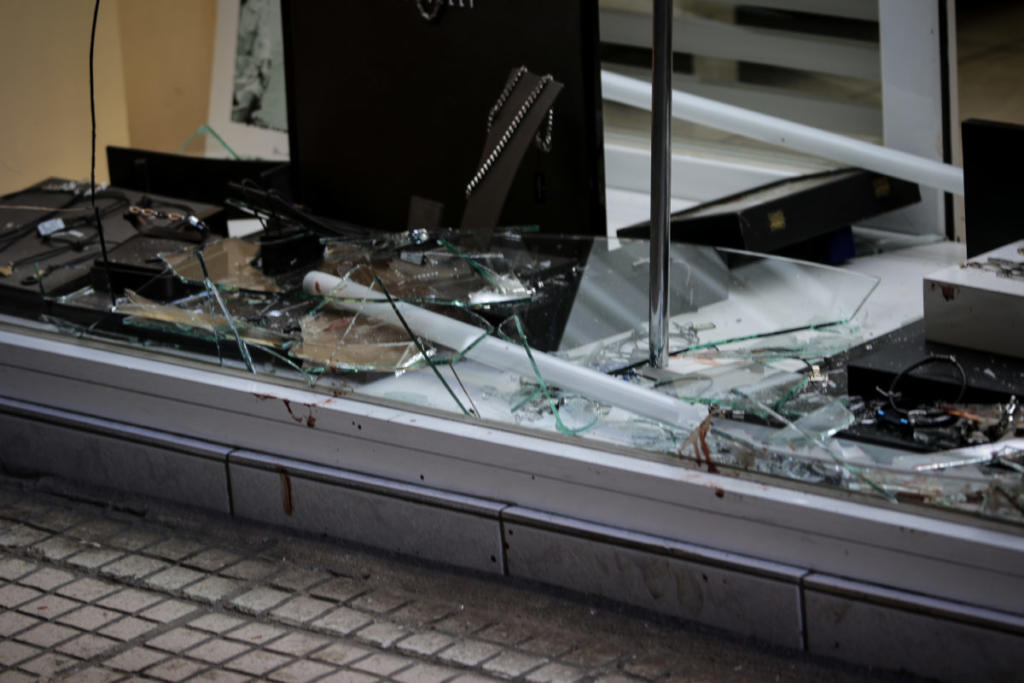 ΕΕΔΑ: Υπέρμετρη σκληρότητα και αδικαιολόγητη βία εναντίον του Ζακ Κωστόπουλου