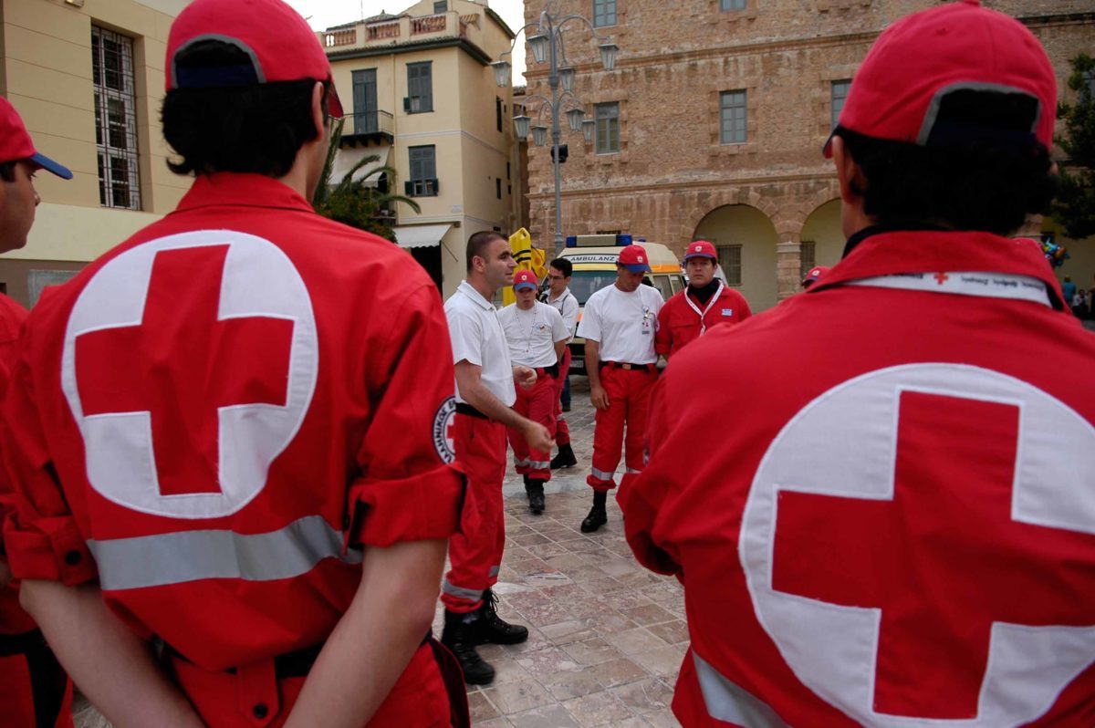 “Φταίνε οι προηγούμενοι” απαντάει ο Ελληνικός Ερυθρός Σταυρός στην φήμη περί αποβολής του από τη Διεθνή Ομοσπονδία