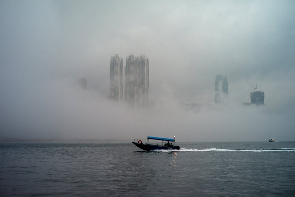 Συναγερμός για την ομίχλη στην Κίνα – Δεν βλέπουν στα 200 μέτρα