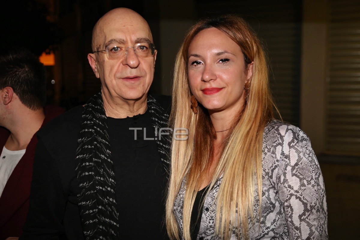 Πάνος Κοκκινόπουλος: Πρώτη δημόσια εμφάνιση με την κατά 34 χρόνια νεότερη αγαπημένη του! [pics]