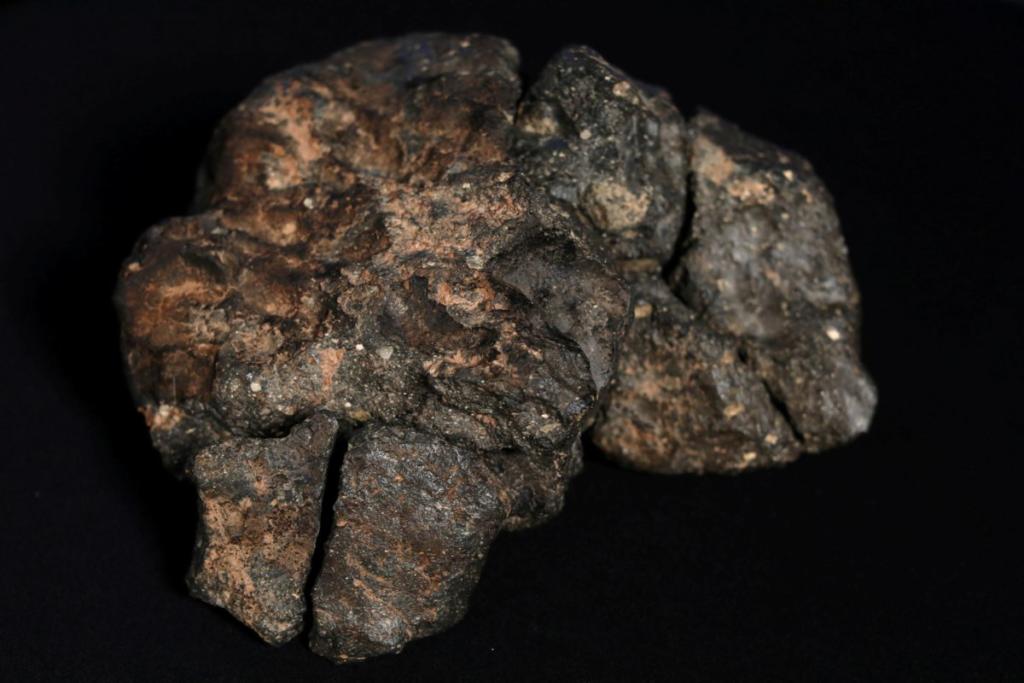 “Επαναπατρίστηκε” μετά από 164 χρόνια ο πρώτος ελληνικός μετεωρίτης !