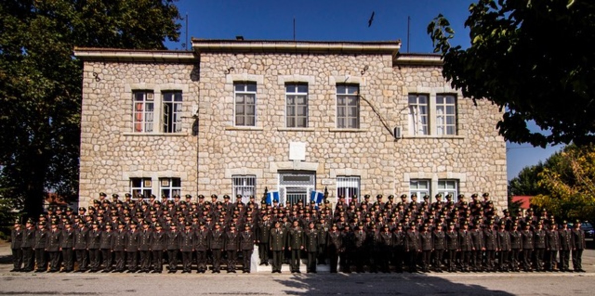 Η ανατριχιαστική στιγμή από την ορκωμοσία της νέας φουρνιάς υπαξιωματικών 