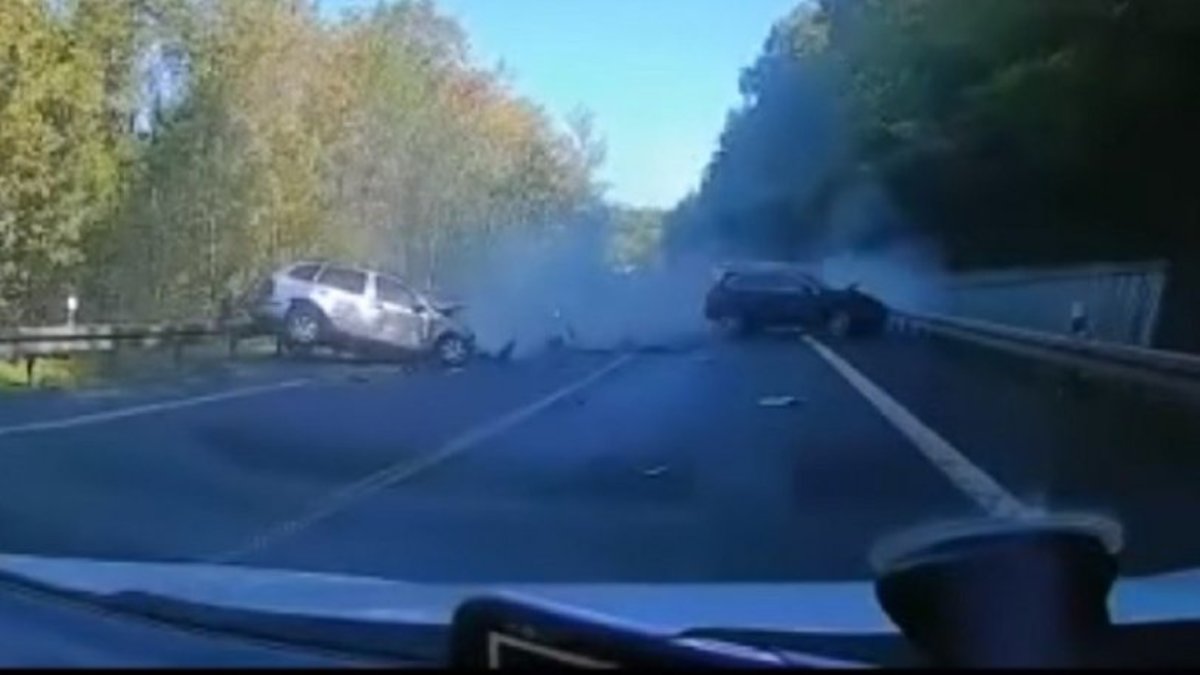 Έστησαν κόντρα θανάτου με σούπερκαρς σε δημόσιο δρόμο! [vid]