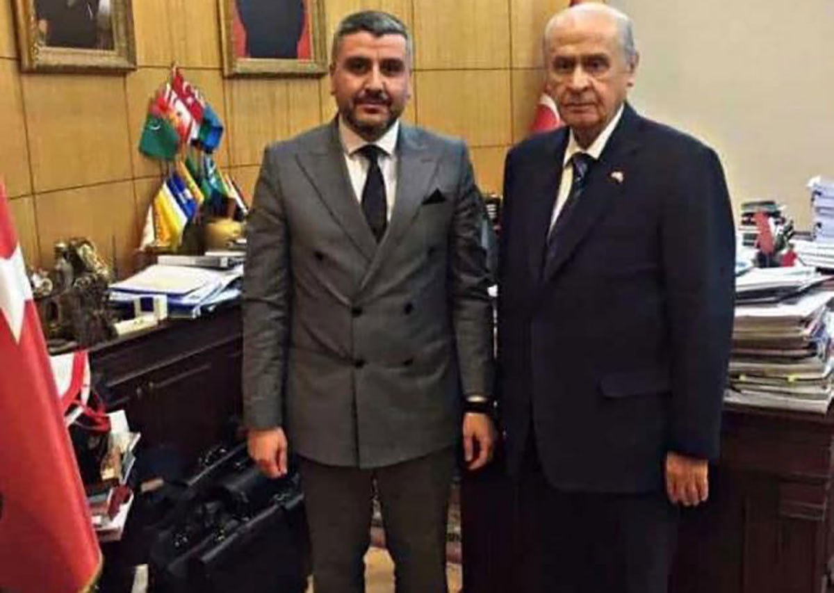 Γιαλαντζί “γκρίζος λύκος”: Ο κομματάρχης Μπαχτσελί που εξαγόρασε τη θητεία