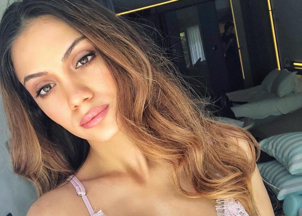 GNTM: Ποια είναι η sexy Άννα Αμανατίδου που έχει μπει στο στόχαστρο της «κλίκας»; [pics]