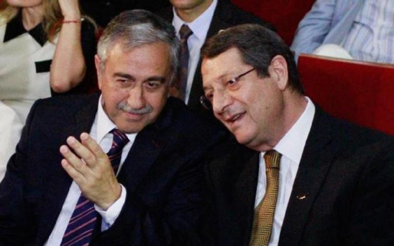 Το άνοιγμα των οδοφραγμάτων “ξαναζεσταίνει” τις διαπραγματεύσεις για το Κυπριακό