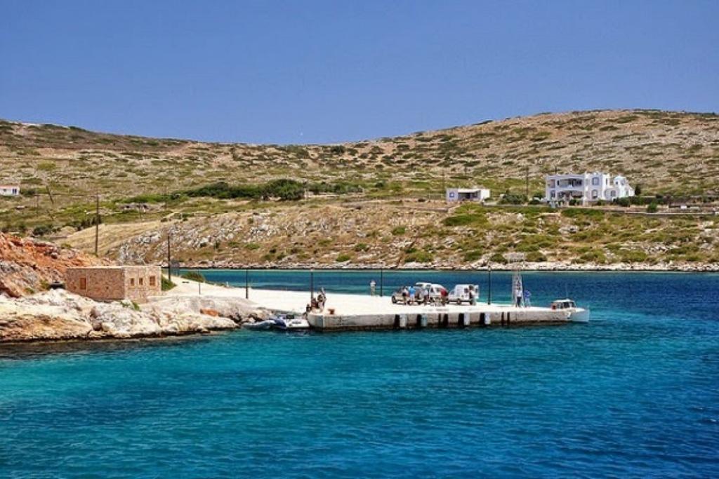 Γνωστοί παρουσιαστές έπαιξαν ξύλο σε λιμάνι των Δωδεκανήσων!