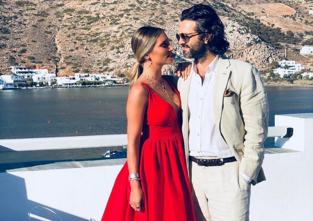 Αθηνά Οικονομάκου: Η ηχηρή απουσία από το γάμο της και η δημόσια “απολογία”