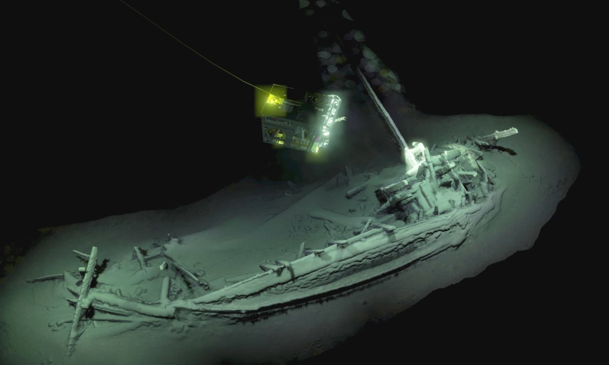 Η Μαύρη Θάλασσα έκρυβε άθικτο καράβι ηλικίας 2.400 ετών! video