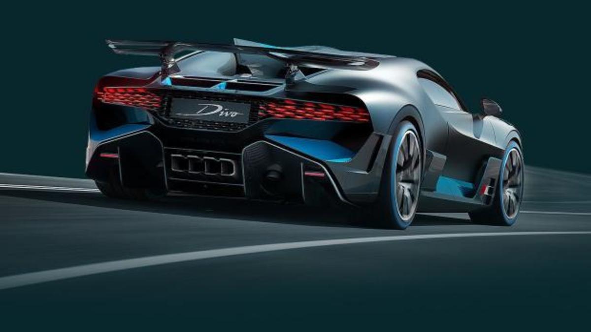 Bugatti Divo: Το υπεραυτοκίνητο των 5 εκατ. ευρώ! [vid]