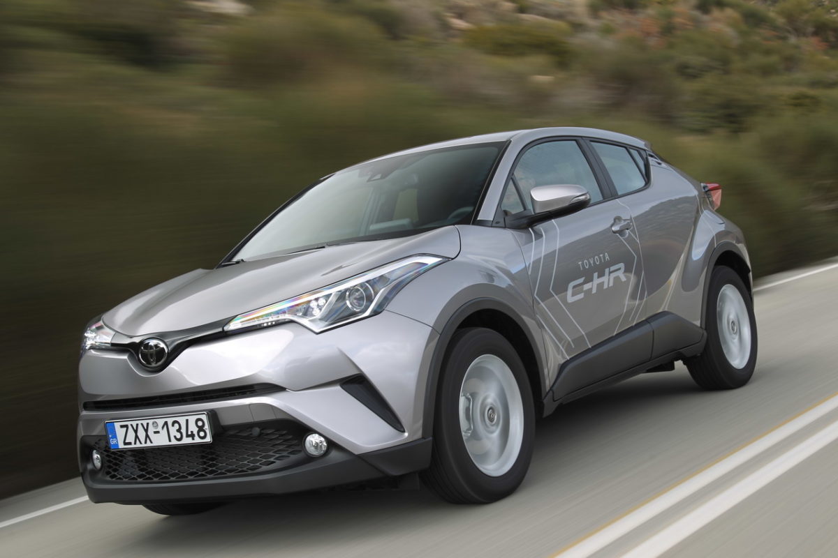 Μόνο υβριδικό το Toyota C-HR