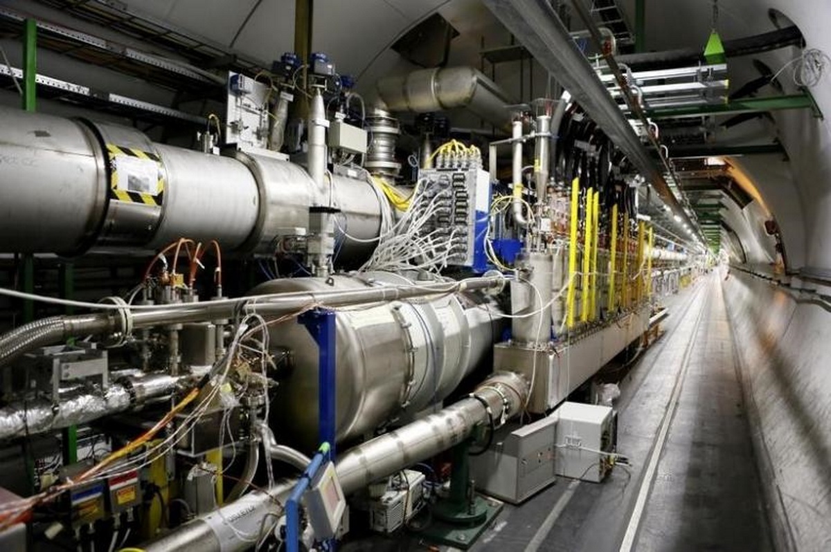 Χαμός στο Cern! Αναστέλλει τη συνεργασία με επιστήμονα έπειτα από σεξιστικές δηλώσεις του