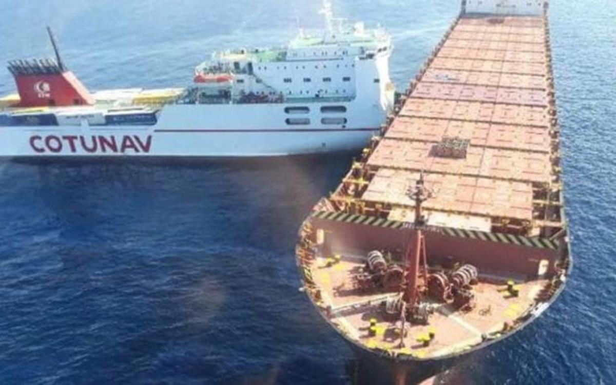 Πετρελαιοκηλίδα μετά από σύγκρουση πλοίων ανοιχτά της Κορσικής [vid]