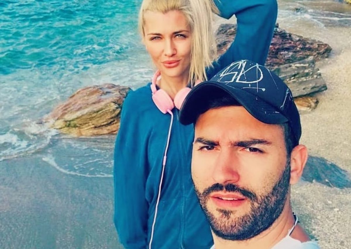 Θοδωρής Μισόκαλος: Η selfie με τη σύντροφό του και το δημόσιο «σ’ αγαπώ»!