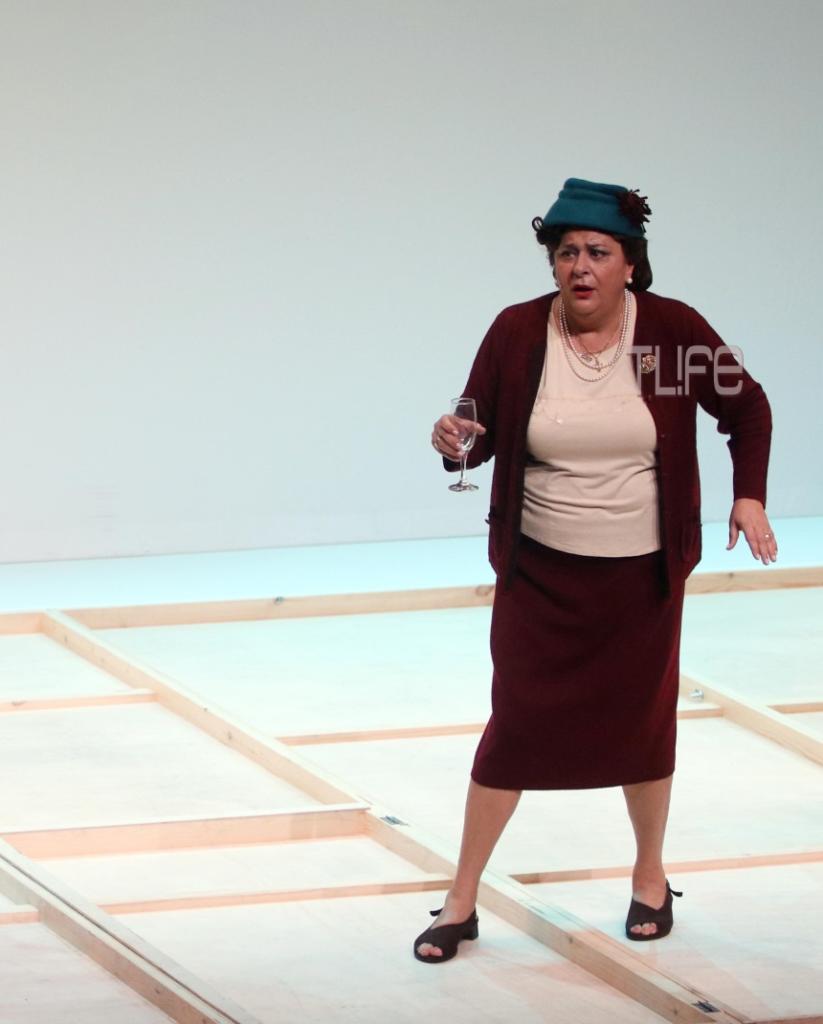 Eλισάβετ Κωνσταντινίδου: Ο πρώην συζυγός της και η κόρη της στην πρεμιέρα της! [pics]