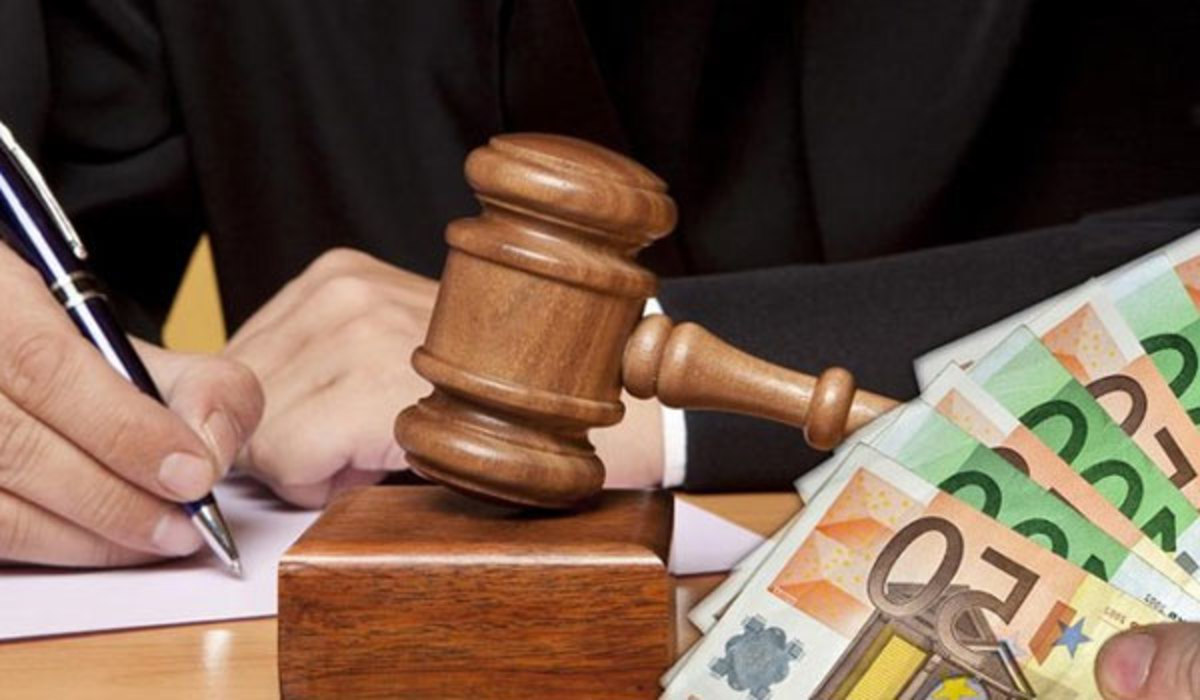 Αποζημίωση – «χρυσάφι» για πτώση ενός κουβά! Εργαζόμενος πήρε €180.000