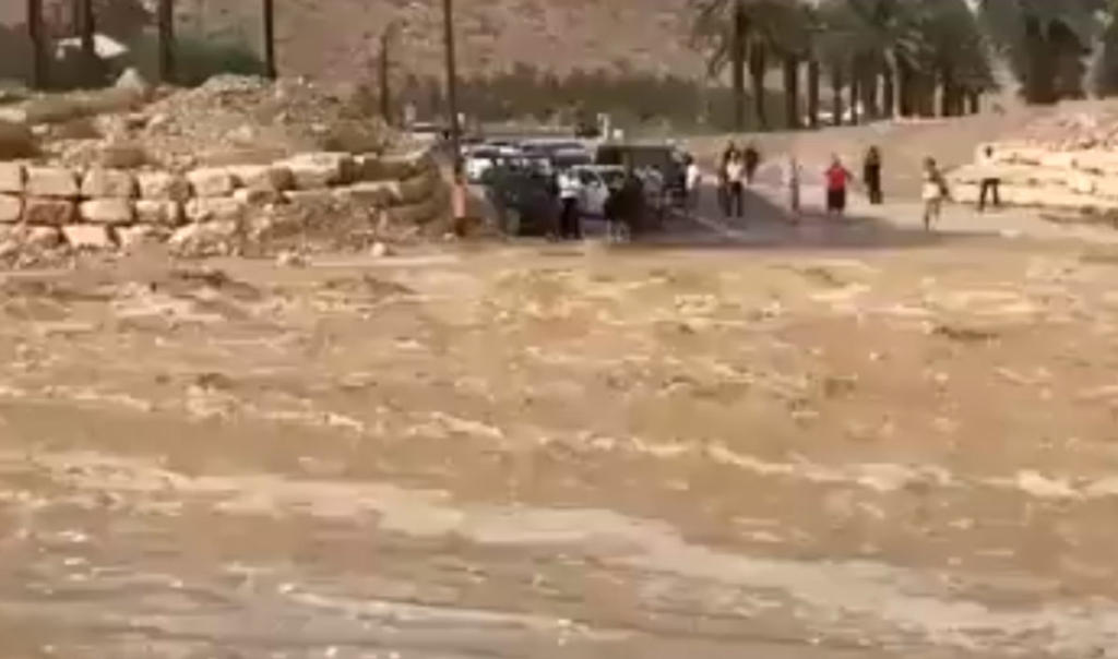 Ιορδανία: 18 μαθητές και δάσκαλοι πνίγηκαν από ξαφνική πλημμύρα και άλλοι 8 αγνοούνται – video