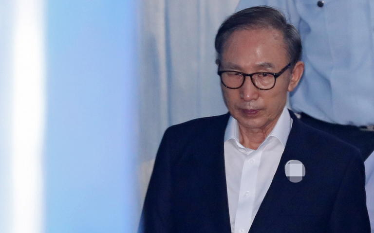 Νότια Κορέα: 15 χρόνια φυλακή σε πρώην πρόεδρο της χώρας