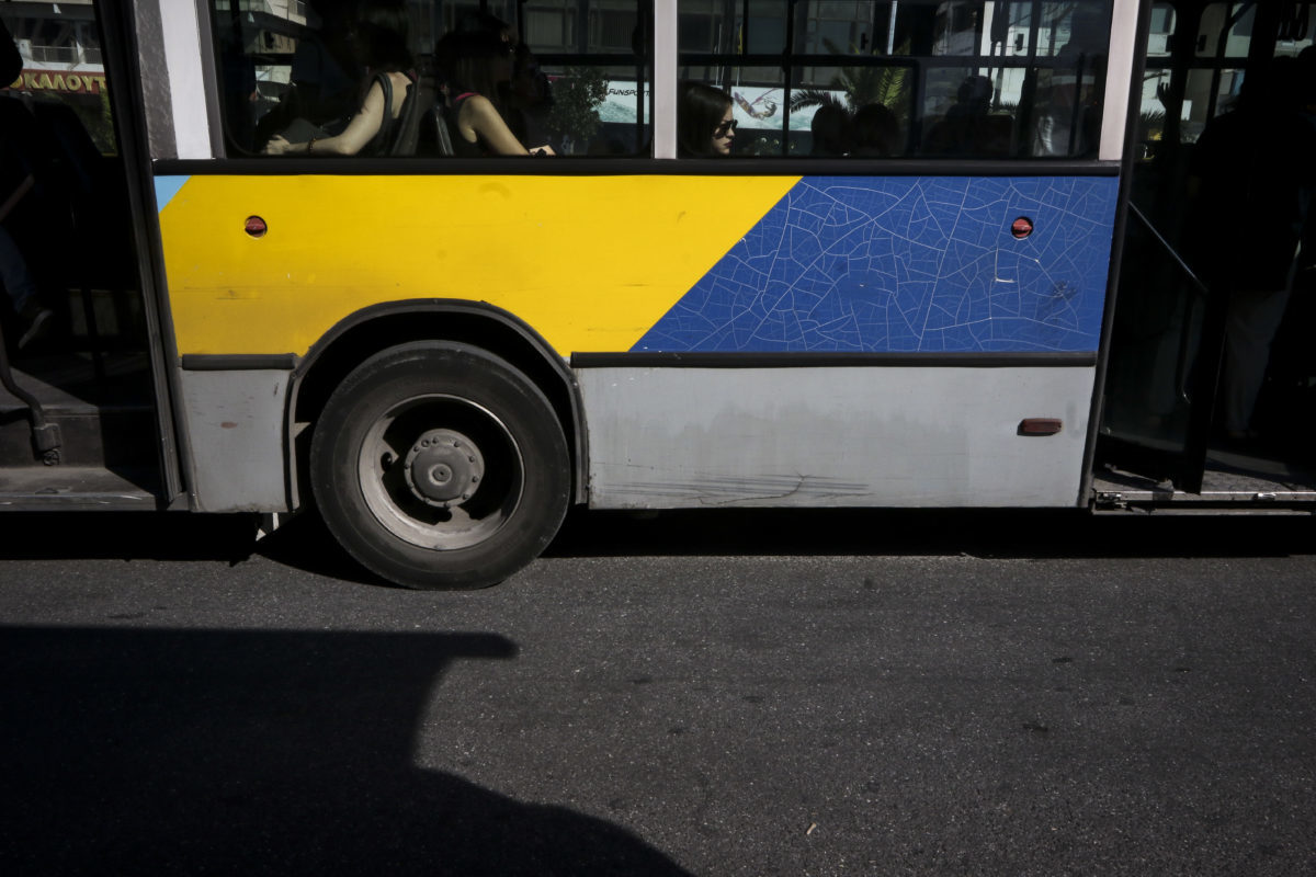 Σύσκεψη στον ΟΑΣΑ για τις επιθέσεις σε λεωφορεία στο Καματερό – Ενισχύονται οι περιπολίες στην περιοχή