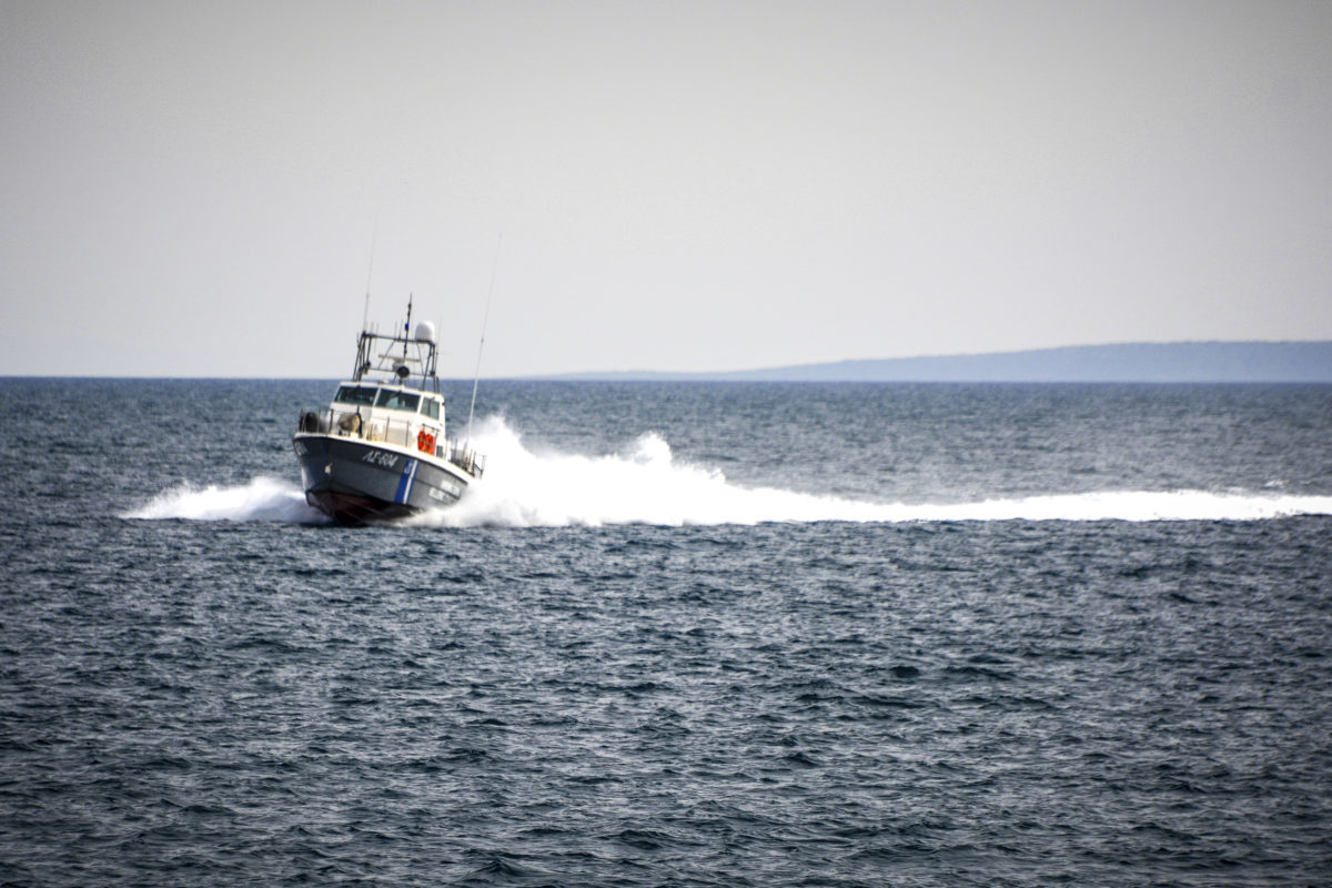 Κρήτη: Στο λιμάνι του Ηρακλείου το ύποπτο πλοίο – Εξονυχιστικοί έλεγχοι για ναρκωτικά