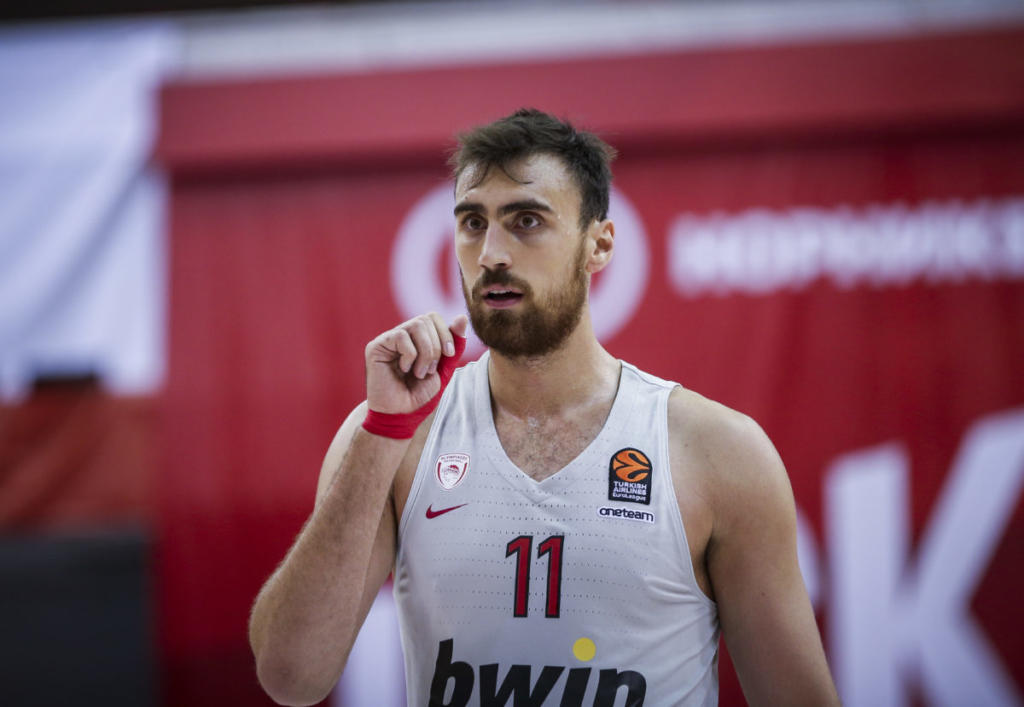 MVP της πρώτης αγωνιστικής της Basket League ο Μιλουτίνοφ