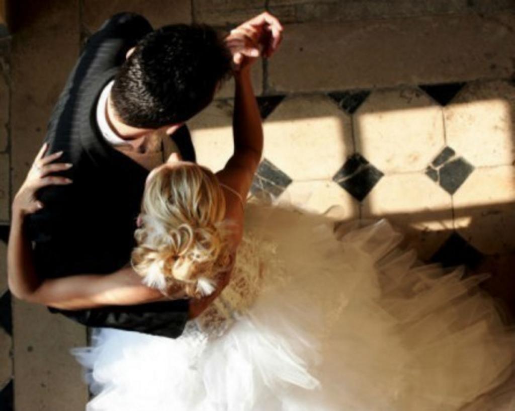 Μεσσηνία: Το bachelor τίναξε στον αέρα το γάμο – Στο νοσοκομείο η μέλλουσα νύφη και η κουμπάρα