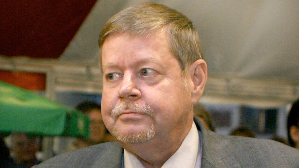 Πέθανε ο γνωστός συγγραφέας Αρτό Πααζιλίνα