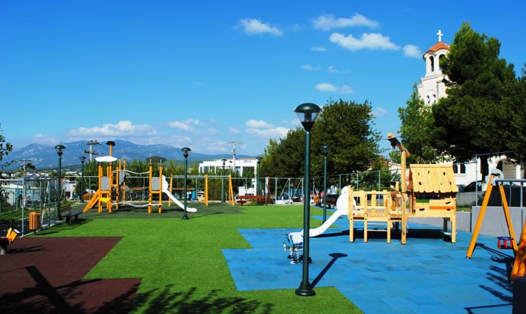 Τρεις νέες παιδικές χαρές στο δήμο Διονύσου ανακατασκευάστηκαν και πιστοποιήθηκαν